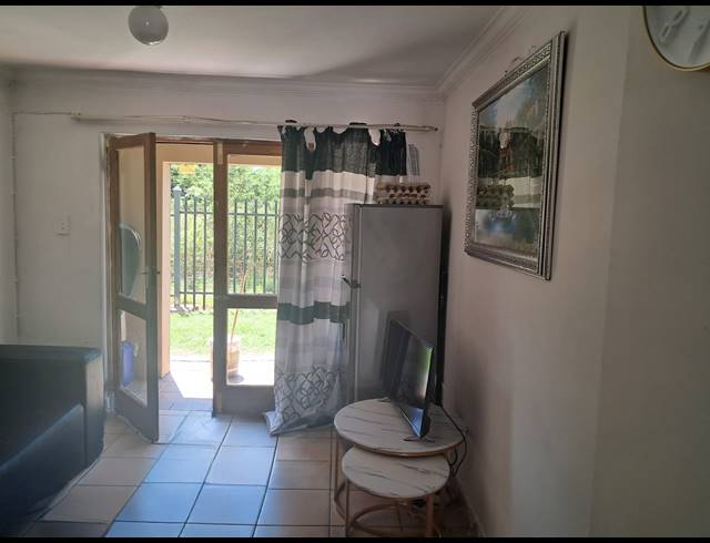 2 BEDROOM CLUSTER FOR SALE IN BERGSIG